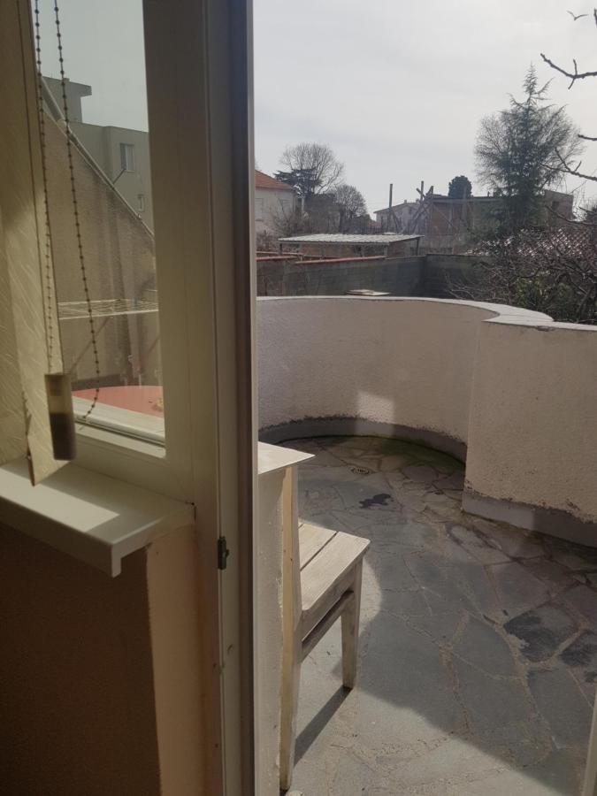Dvete Brezi Hotel Бургас Екстериор снимка