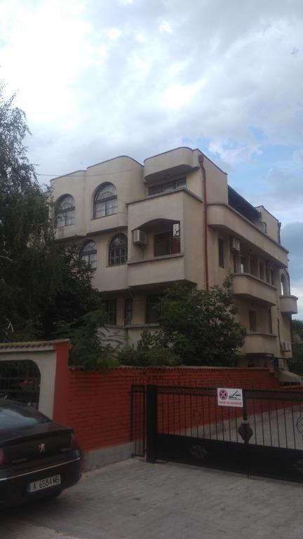 Dvete Brezi Hotel Бургас Екстериор снимка